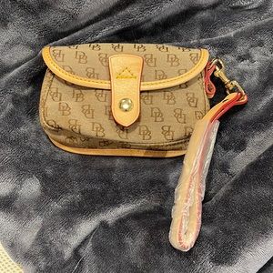 New Dooney and Bourke wristlet